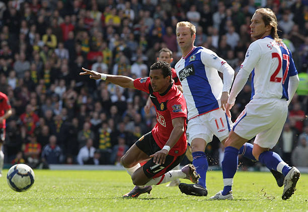 位球员之间 位球员之间