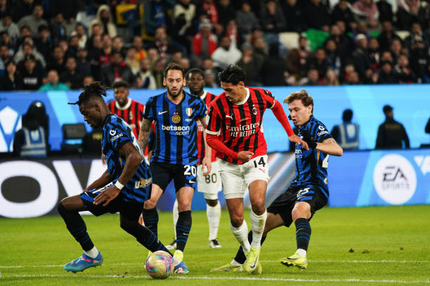 键时刻挺身 键时刻挺身